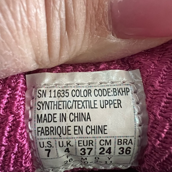 Skechers size 7 flex sole sneakers - Picture 4 of 6